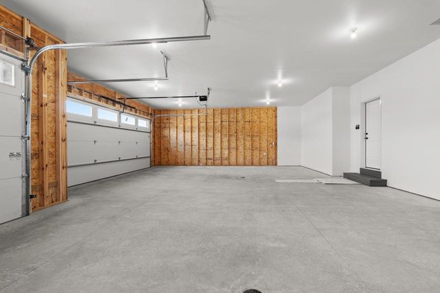 113 BECKERAE COURT, Wrightstown, WI 54180