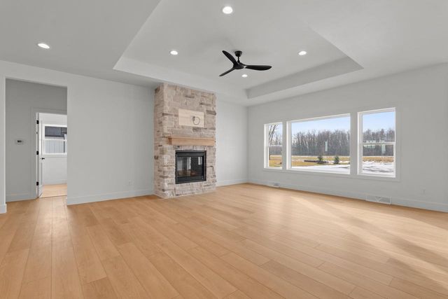 113 BECKERAE COURT, Wrightstown, WI 54180