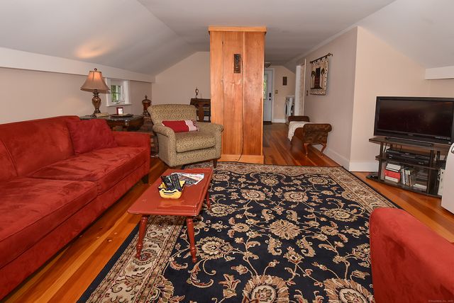 256 Park Avenue, Bloomfield, CT 06002