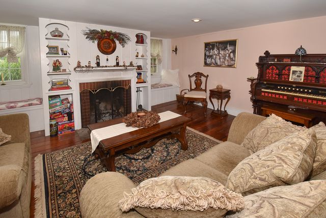 256 Park Avenue, Bloomfield, CT 06002