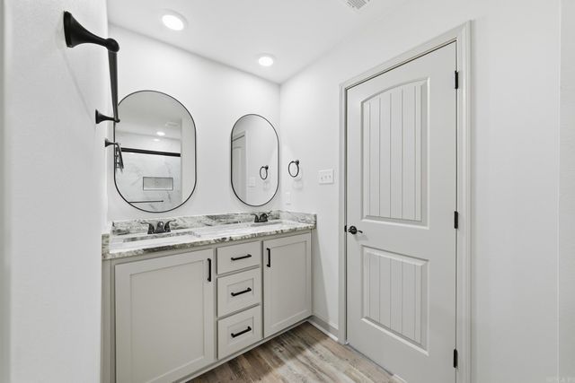 716 Moon Road, Ward, AR 72176