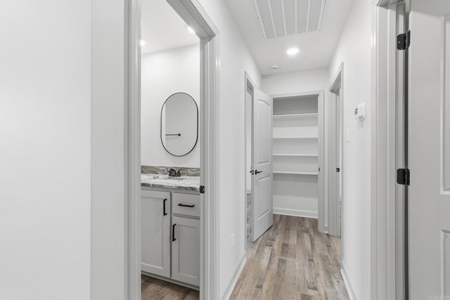 716 Moon Road, Ward, AR 72176