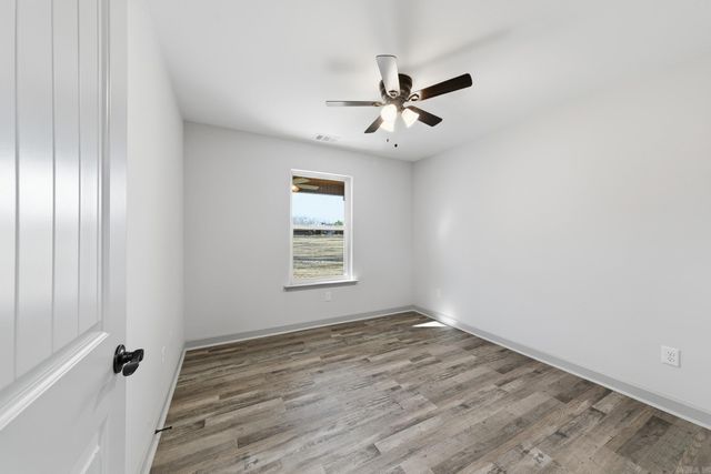 716 Moon Road, Ward, AR 72176