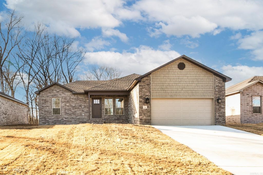 716 Moon Road, Ward, AR 72176