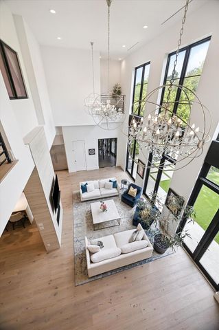 1306 Willard Street, Houston, TX 77006