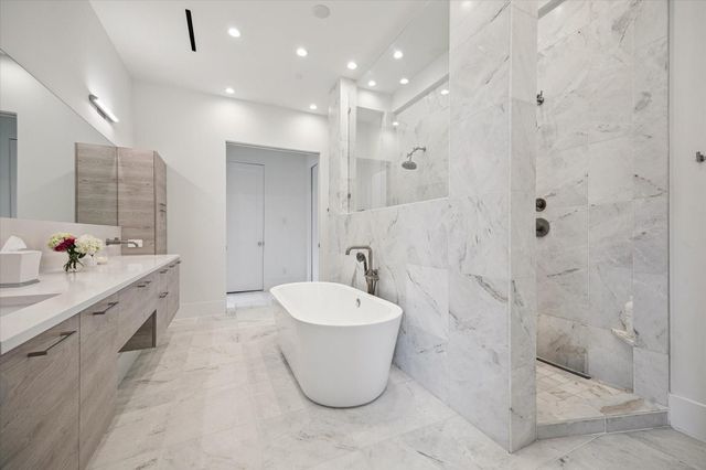 1306 Willard Street, Houston, TX 77006