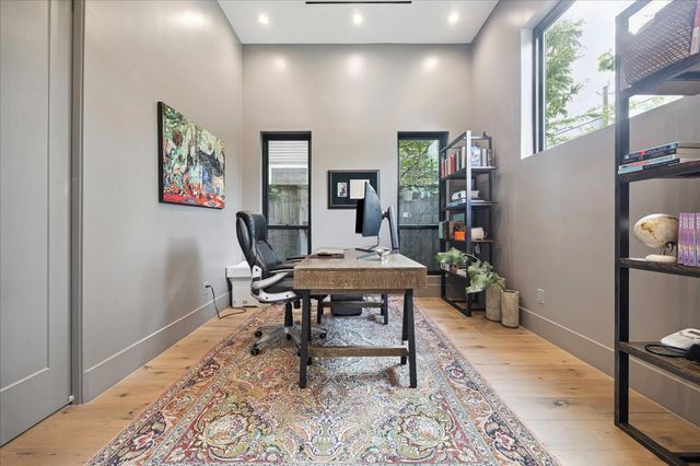 1306 Willard Street, Houston, TX 77006