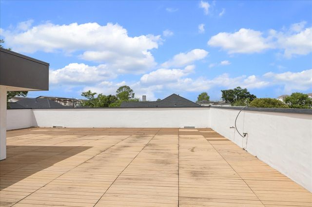 1306 Willard Street, Houston, TX 77006