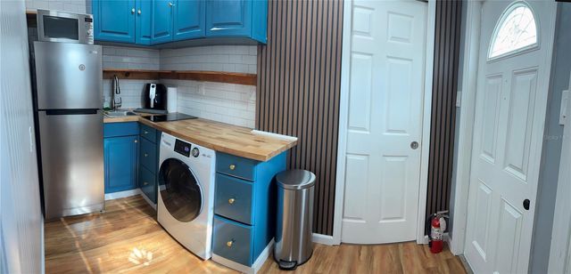 7661 18TH WAY N 2, St Petersburg, FL 33702