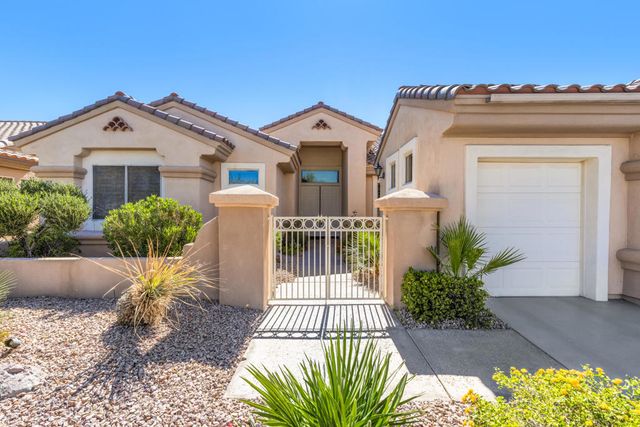 37616 Pineknoll Avenue, Palm Desert, CA 92211
