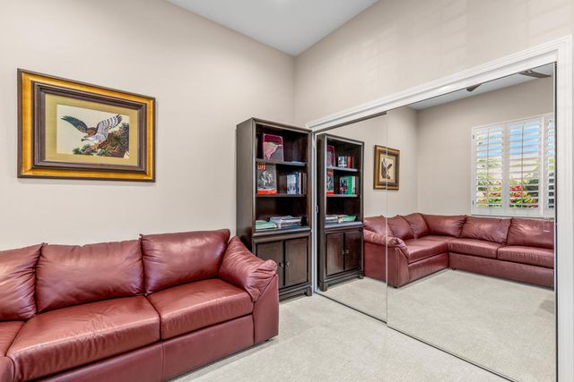 37616 Pineknoll Avenue, Palm Desert, CA 92211