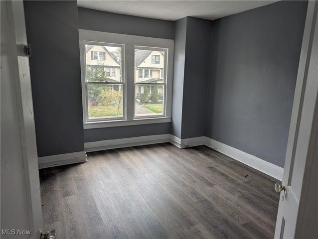 9108 Kempton Avenue, Cleveland, OH 44108