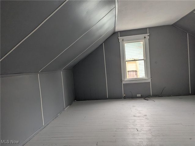 9108 Kempton Avenue, Cleveland, OH 44108