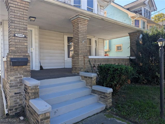 9108 Kempton Avenue, Cleveland, OH 44108