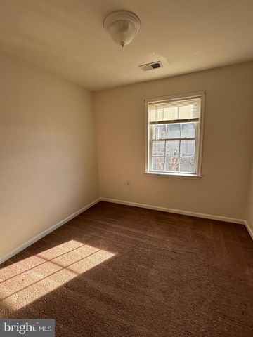14 EFFIE LN, Martinsburg, WV 25404