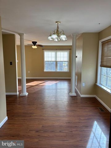 14 EFFIE LN, Martinsburg, WV 25404