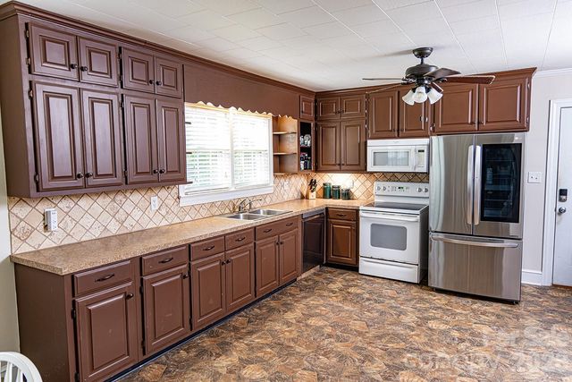 1399 Ruby Spencer Street, Newton, NC 28658