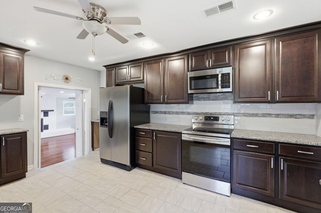 22010 Ga Highway 46, Pembroke, GA 31321