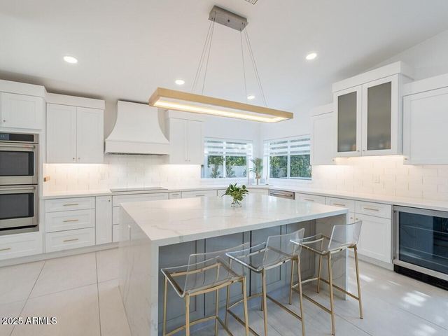 4748 E REDFIELD Road, Phoenix, AZ 85032