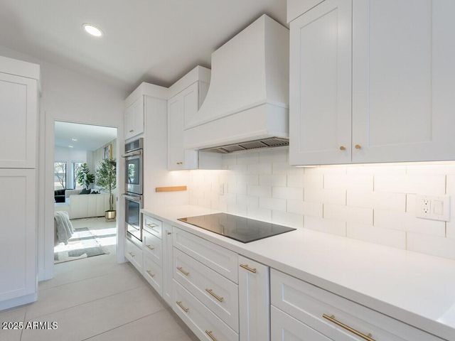 4748 E REDFIELD Road, Phoenix, AZ 85032