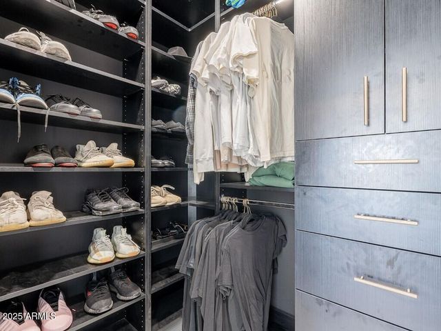 4748 E REDFIELD Road, Phoenix, AZ 85032