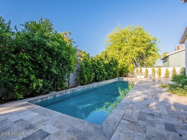 4748 E REDFIELD Road, Phoenix, AZ 85032