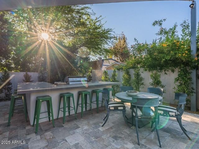 4748 E REDFIELD Road, Phoenix, AZ 85032