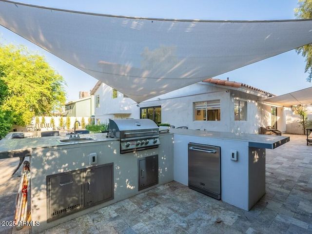 4748 E REDFIELD Road, Phoenix, AZ 85032