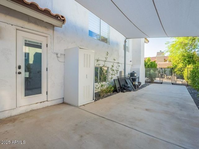 4748 E REDFIELD Road, Phoenix, AZ 85032