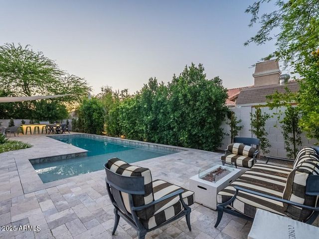 4748 E REDFIELD Road, Phoenix, AZ 85032