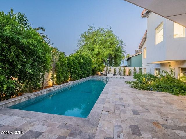 4748 E REDFIELD Road, Phoenix, AZ 85032