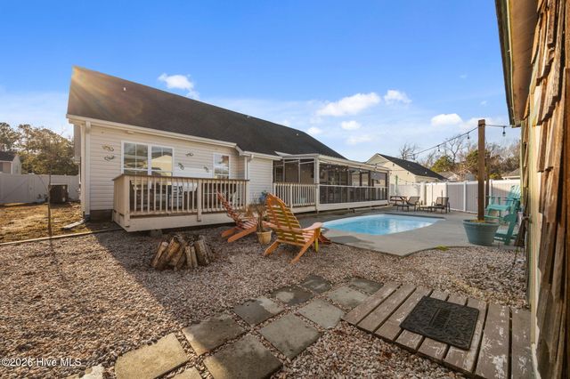 2272 Brookstone Drive SE, Bolivia, NC 28422