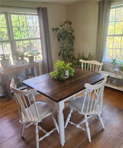 54 Sefton Drive, Bristol, RI 02809