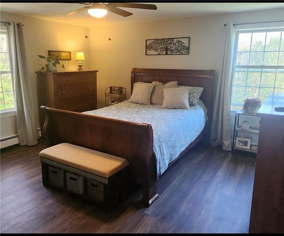 54 Sefton Drive, Bristol, RI 02809