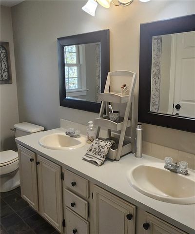 54 Sefton Drive, Bristol, RI 02809