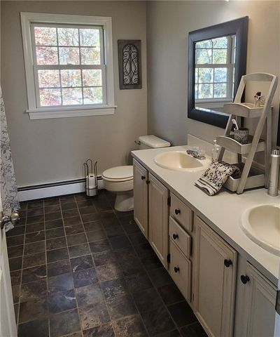 54 Sefton Drive, Bristol, RI 02809
