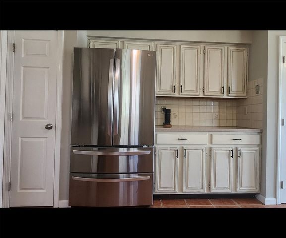 54 Sefton Drive, Bristol, RI 02809