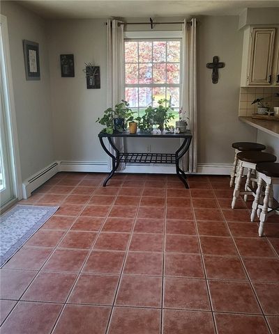54 Sefton Drive, Bristol, RI 02809