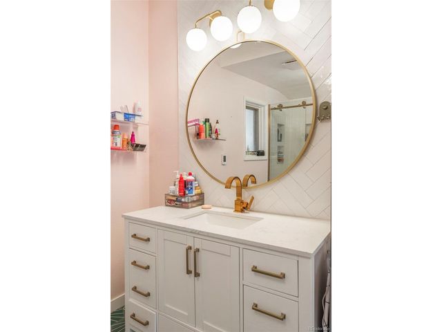 590 W Pine St, Nederland, CO 80466