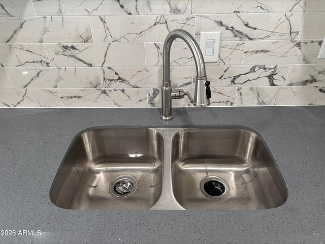 1732 E ATLANTA Avenue, Phoenix, AZ 85040
