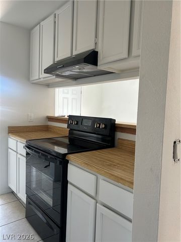 4533 Ross Avenue, Las Vegas, NV 89110