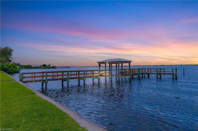 3225 E Riverside DR 34C, Fort Myers, FL 33916