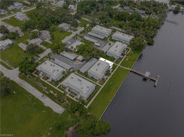 3225 E Riverside DR 34C, Fort Myers, FL 33916