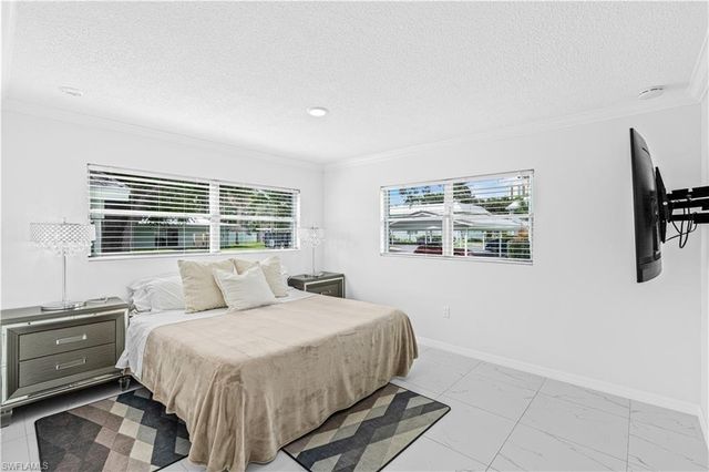 3225 E Riverside DR 34C, Fort Myers, FL 33916