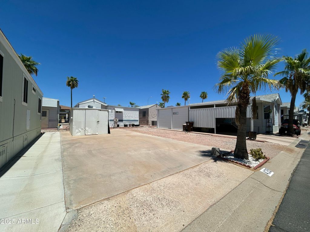 439 IRONSTONE Drive 439, Apache Junction, AZ 85119 — photo 2