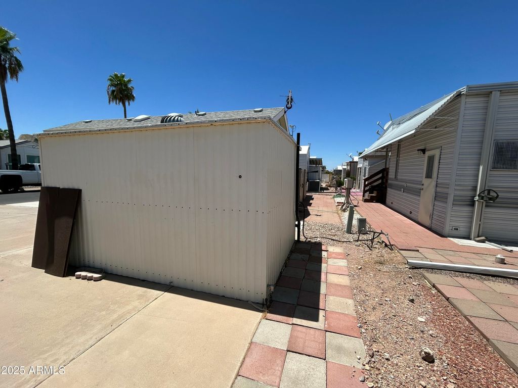439 IRONSTONE Drive 439, Apache Junction, AZ 85119 — photo 4