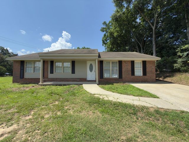 1513 7th Street South, Phenix City, AL 36869
