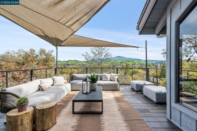 154 Rudgear Drive, Walnut Creek, CA 94596