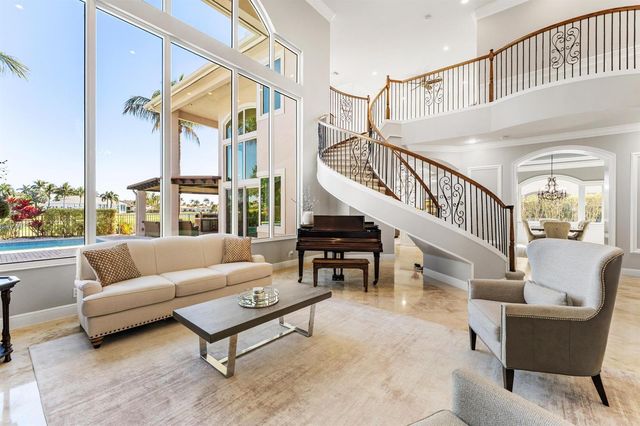 432 Savoie Drive, Palm Beach Gardens, FL 33410