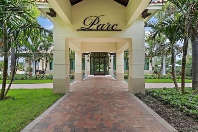 432 Savoie Drive, Palm Beach Gardens, FL 33410